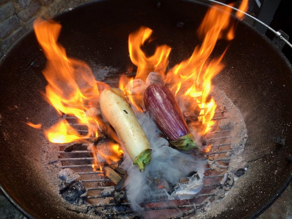 বেগুন আগুন