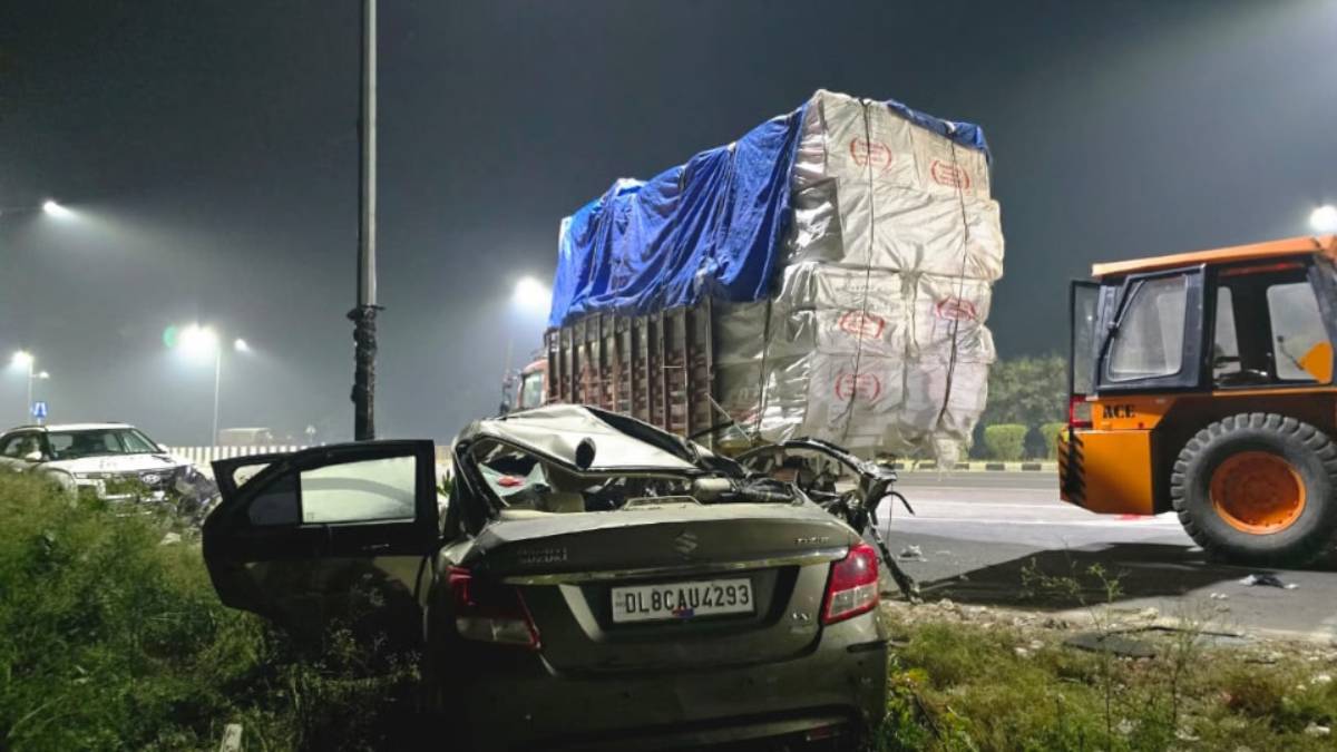 উত্তরপ্রদেশে পথদুর্ঘটনায় প্রাণ হারালেন দুই বাঙালি সহ চার ডাক্তারি পড়ুয়া, গাড়ি থেকে উদ্ধার মদের বোতল, চিপ্সের প্যাকেট