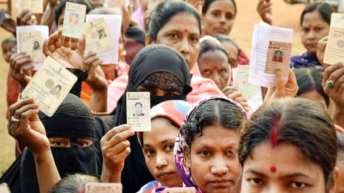 ধর্মীয় মানুষের ঐক্যে ভোটের রাজনীতি সরগরম হলেও মানুষের ধর্মই আজ বিপন্ন