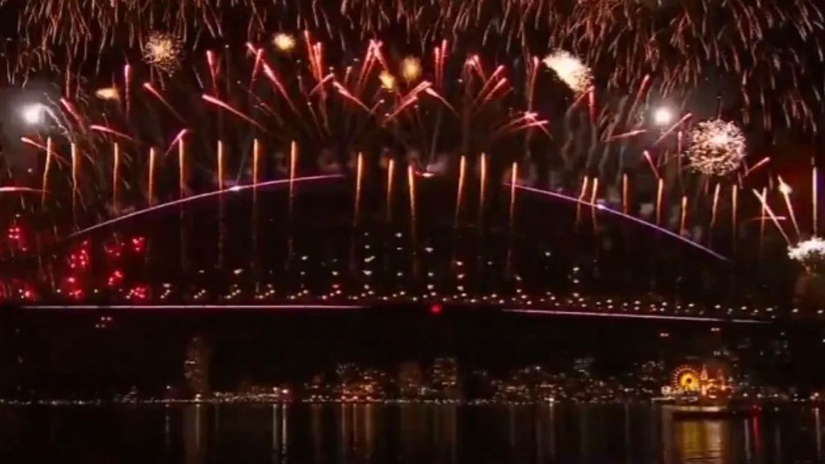 ২০২৬-কে স্বাগত জানাল বিশ্ব, প্রথম সূর্যোদয়ের সাক্ষী কিরিবাতি