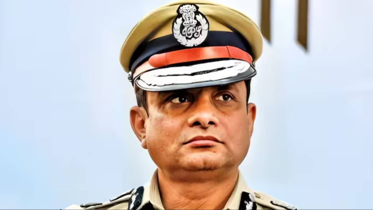 যুবভারতীতে তাণ্ডবে ডিজি রাজীবকে শোকজ, বিধাননগরের সিপি-কেও শোকজ, ডিসিকে সাসপেন্ড