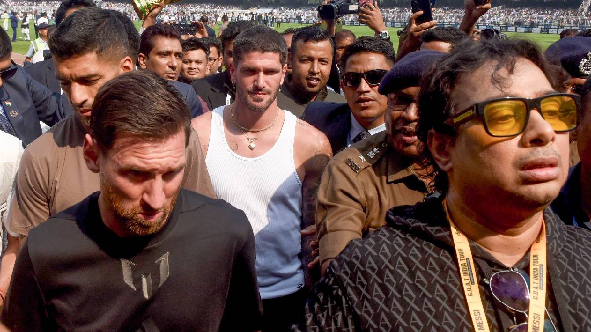 শতদ্রুর বাড়িতে পুলিশের হানা, ভাঙচুরের ঘটনায় গ্রেপ্তার আরও ৩