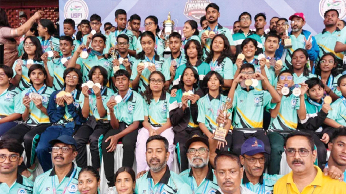 ফিনসুইমিংয়ে নজির বাংলার