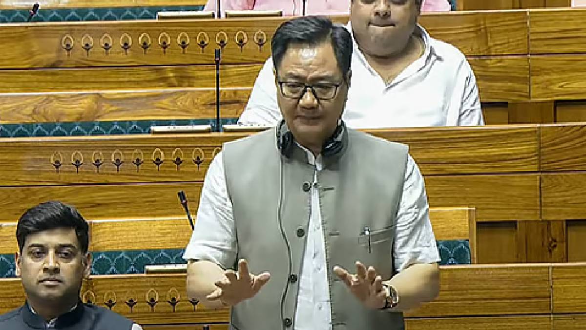 সংসদে এসআইআর নিয়ে আলোচনায় রাজি সরকার