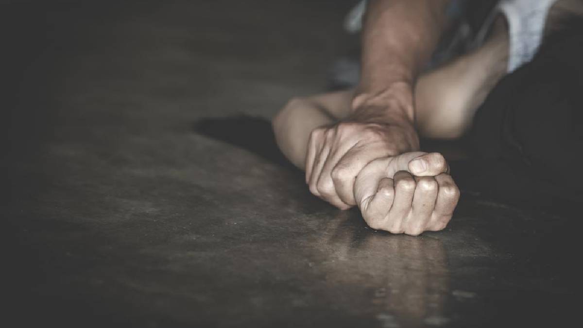 কলকাতা পুলিশের অফিসারের বিরুদ্ধে শ্লীলতাহানির অভিযোগ পরিচারিকার