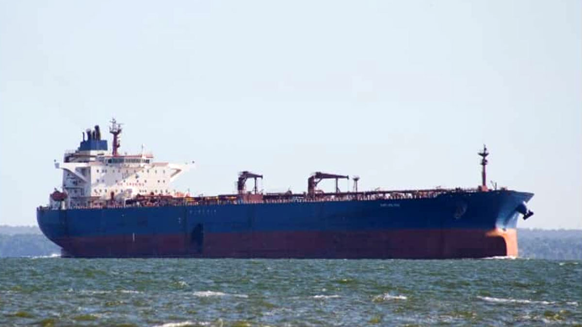 আমেরিকা ফের ভেনেজুয়েলার তেলের ট্যাঙ্কার আটক করল