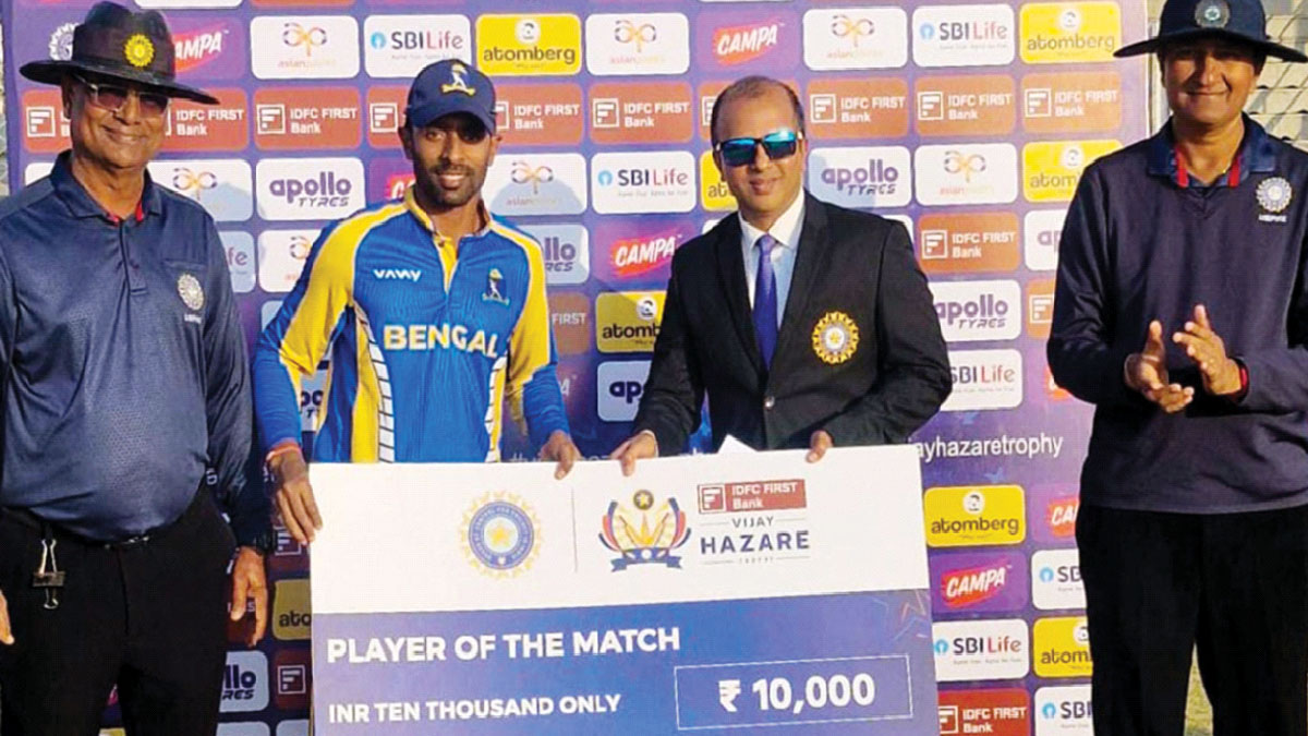 অভিমন্যু ঈশ্বরণের শতরান, আসামকে হারাল বাংলা