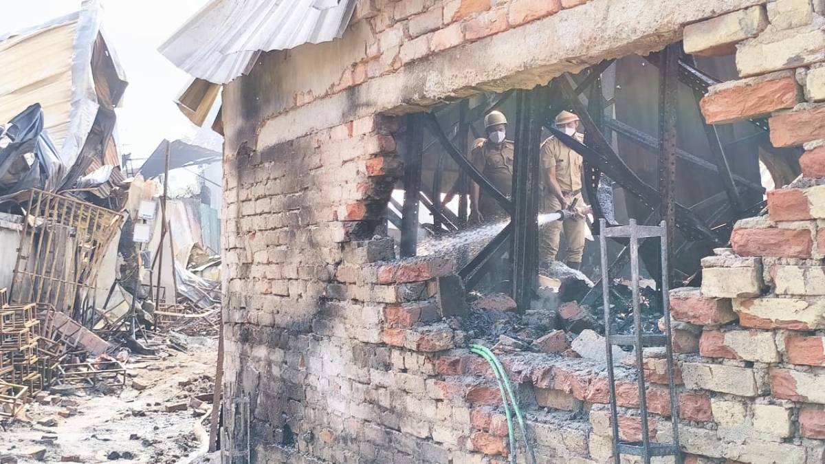 আনন্দপুরের অগ্নিকাণ্ডের ঘটনায় নিখোঁজ পূর্ব মেদিনীপুরে ১৩ জন