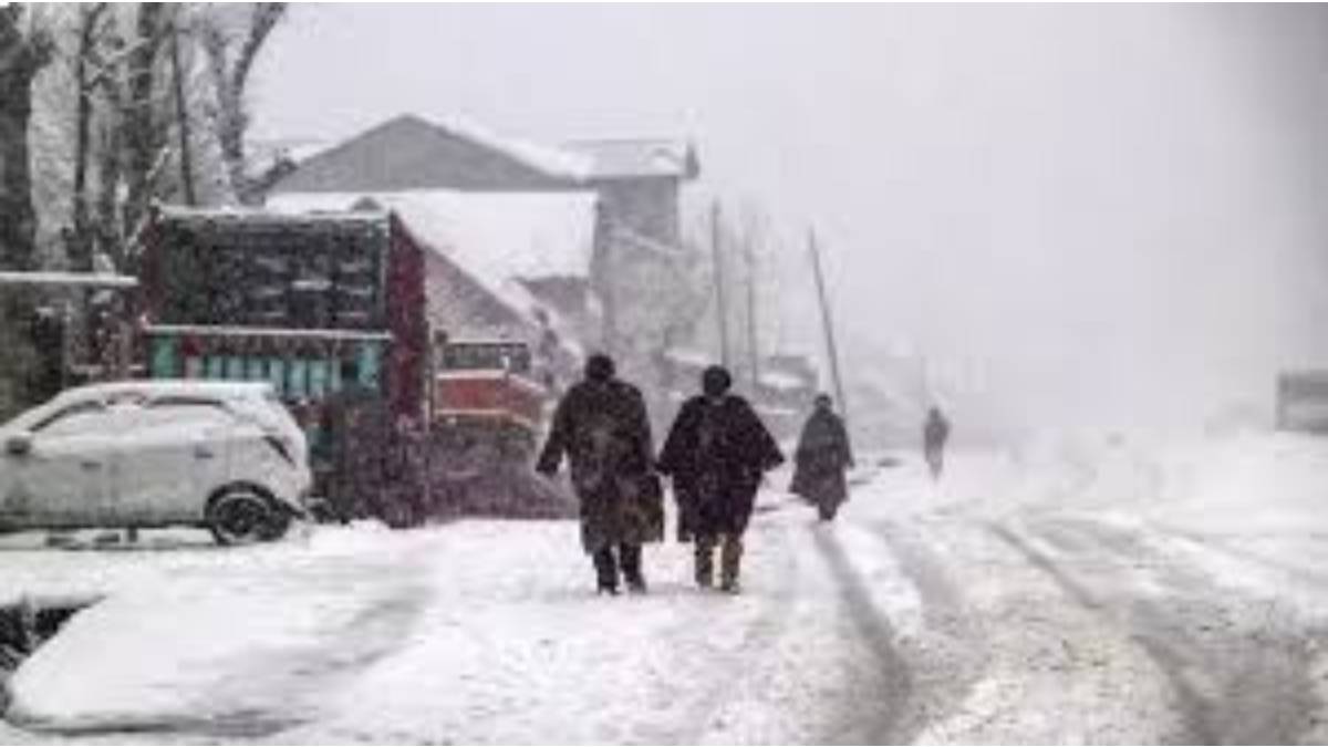 কাশ্মীরে ভারী তুষারপাত, সোনমার্গের পর কিস্তওয়ারে শক্তিশালী তুষারধস