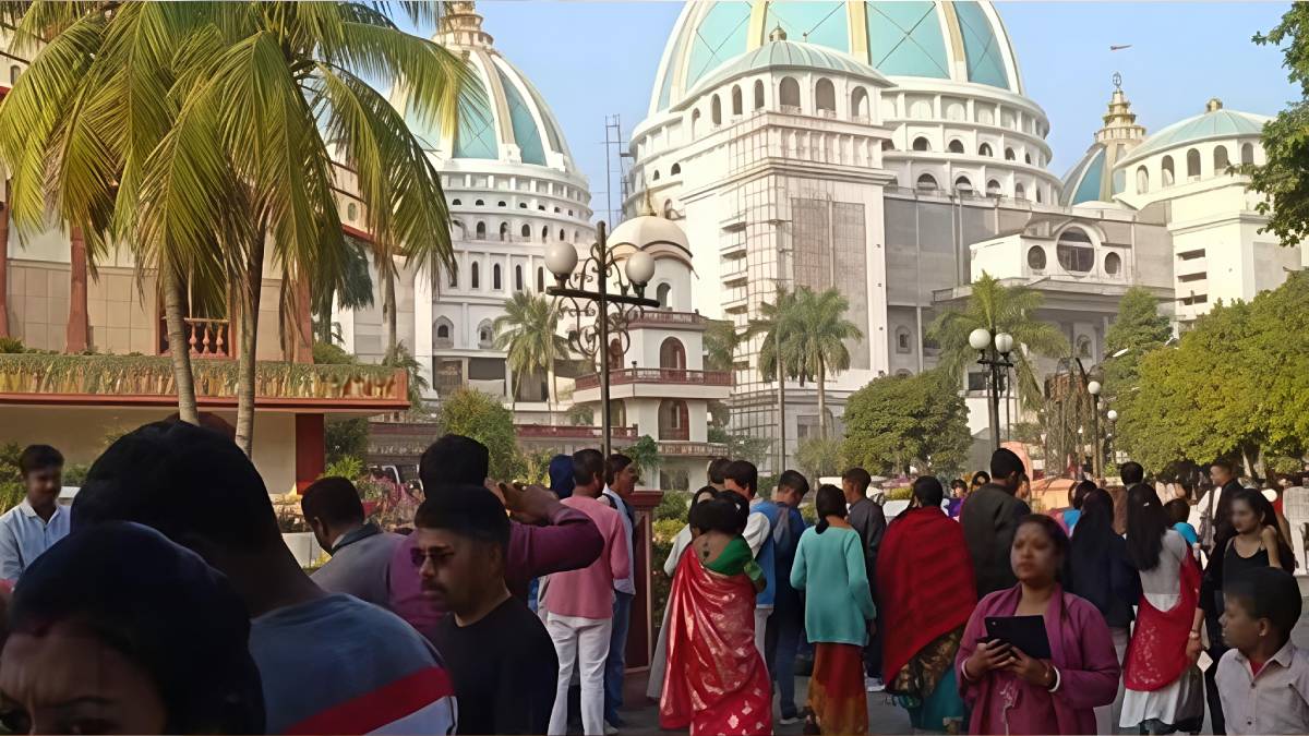 বছরের প্রথমদিনে  পিকনিক আর ঘোরাঘুরিতে উপচে পড়া ভিড় নদিয়ায়