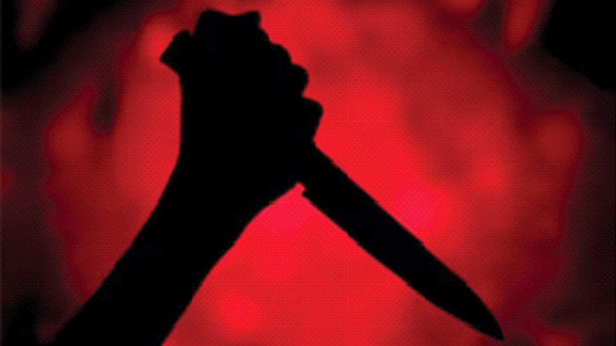 নিজের চেম্বারেই নৃশংস খুন কোয়াক চিকিৎসক, রক্তমাখা অস্ত্র নিয়ে থানায় আত্মসমর্পণ অভিযুক্তের