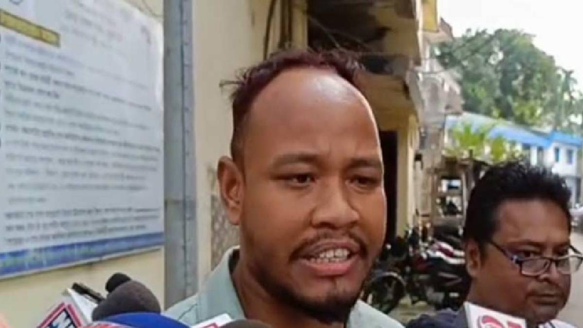 স্বর্ণকার খুন মামলায় রাজগঞ্জের বিডিওকে আত্মসমর্পণের নির্দেশ সুপ্রিম কোর্টের