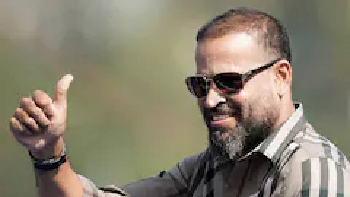 ছন্দে ফিরছে বেলডাঙা, মৃত পরিযায়ীর বাড়িতে তৃণমূল সাংসদ ইউসুফ