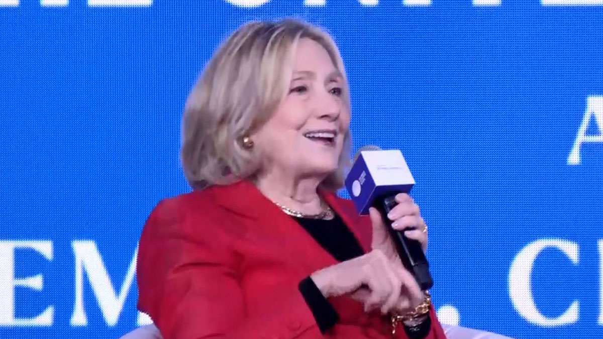 জলবায়ু সঙ্কটে রাজনৈতিক পরিবর্তনের অপেক্ষা নয়, উদ্ভাবনে বিশ্বের নেতৃত্ব দিতে পারে ভারত: হিলারি ক্লিন্টন