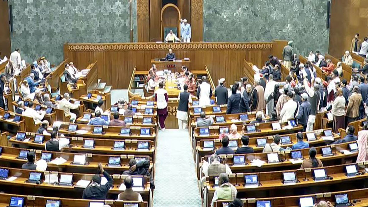 লোকসভায় অচলাবস্থা, আগামীকাল সকাল ১১টা পর্যন্ত মুলতুবি অধিবেশন