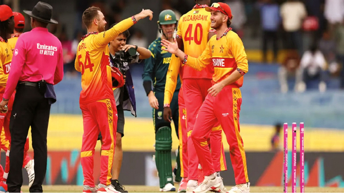 অস্ট্রেলিয়াকে হারিয়ে অনন্য নজির গড়ল জিম্বাবোয়ে