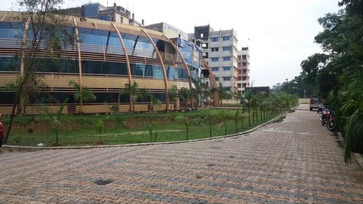 দুর্গাপুর মেডিক্যাল কলেজে পড়ুয়ার ঝুলন্ত দেহ উদ্ধার