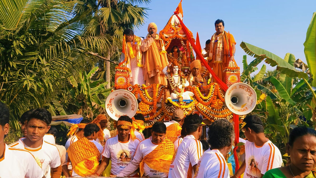 মন্মথপুরে ভক্তির রথে মানুষের ঢল, ১১তম প্রণব রথযাত্রায় উৎসবের আবহ