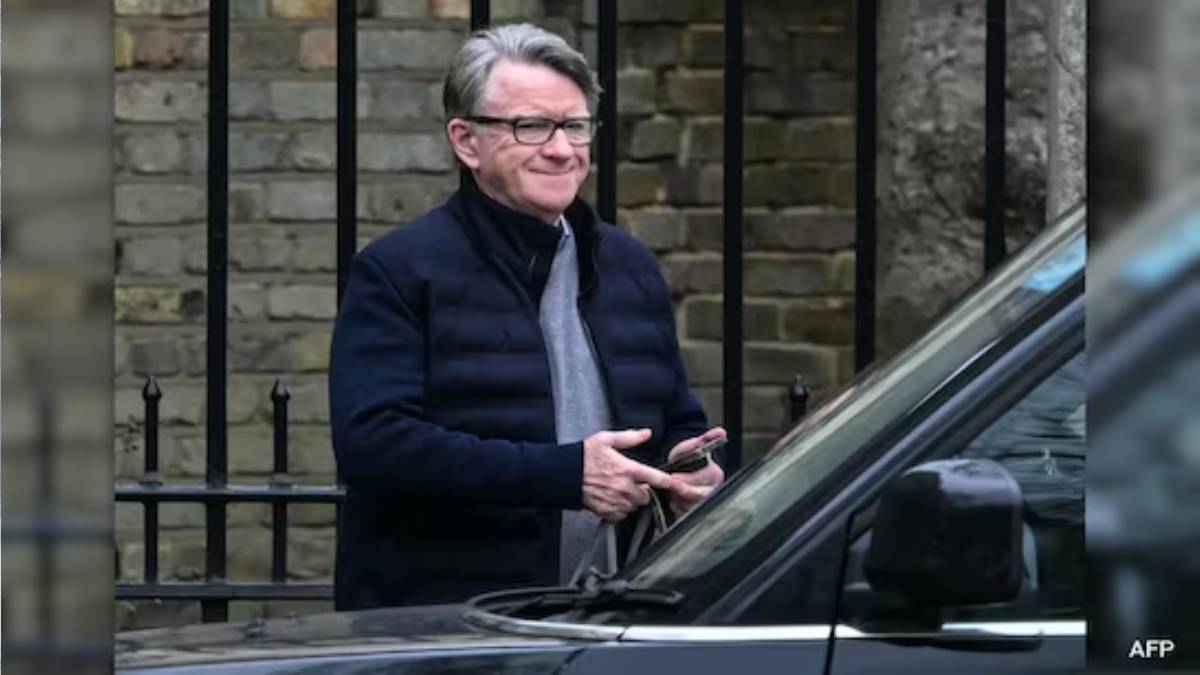 ব্রিটেনের প্রাক্তন যুবরাজের পর প্রাক্তন রাষ্ট্রদূত গ্রেপ্তার