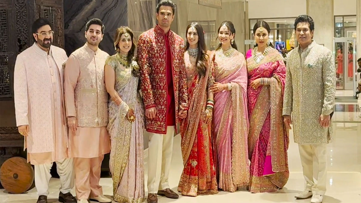 সানিয়া চান্ধকের সঙ্গে বিয়ে সারলেন অর্জুন তেন্ডুলকর