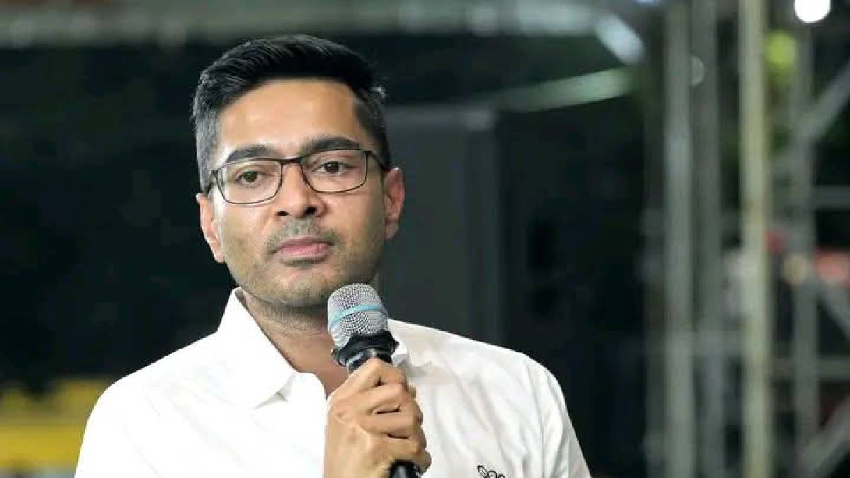 পরিবারতন্ত্র তত্ত্বে শাহকে বিল আনতে চ্যালেঞ্জ অভিষেকের