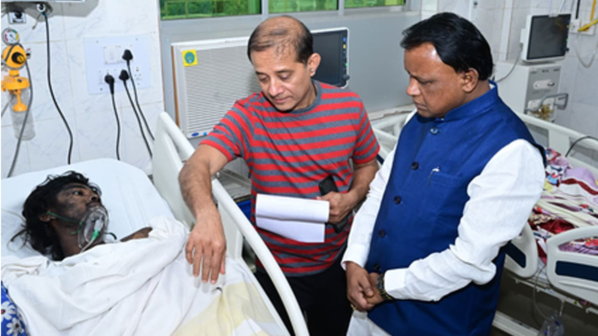 কটকের হাসপাতালে ভয়াবহ আগুন, আইসিইউতে পুড়ে মৃত্যু ১০ রোগীর