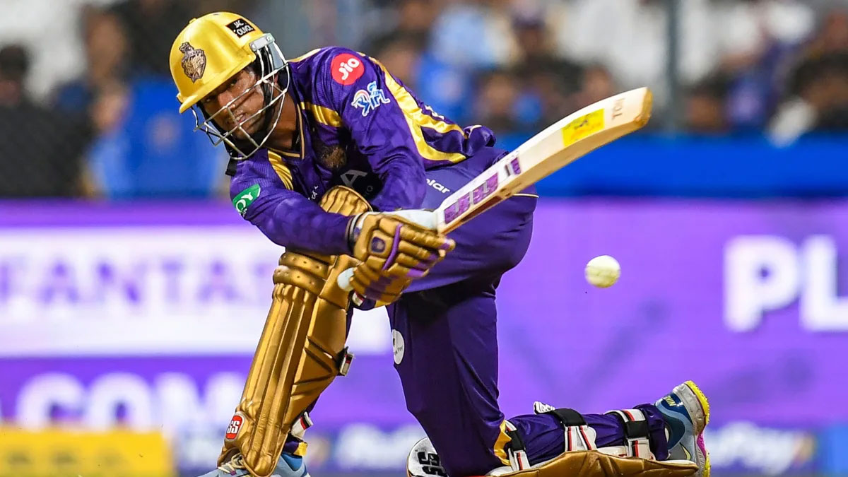 দাপুটে ব্যাটিংয়ে ২২০ রান কেকেআরের, মুম্বাইয়ের সামনে পাহাড়প্রমাণ ‘টার্গেট’