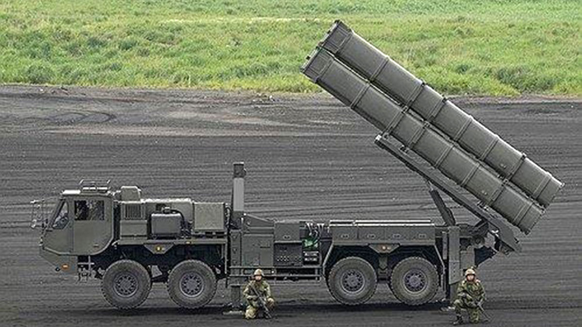 জাপানে দূর পাল্লার ক্ষেপণাস্ত্র মোতায়েন, সামরিক পদক্ষেপের প্রতিবাদ