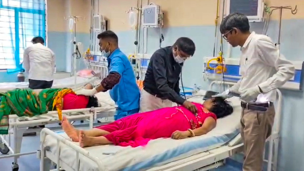 নালন্দার মন্দিরে পদপিষ্ট কাণ্ডে ওসি সহ ৫ পুলিশকর্মীর বিরুদ্ধে কড়া পদক্ষেপ