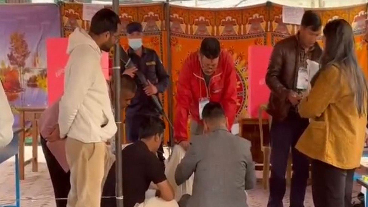 নেপালে সাধারণ নির্বাচনের ভোটগ্রহণ শেষ, সিল করা হল ব্যালট বাক্স