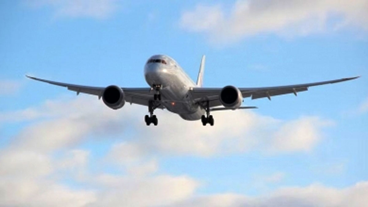 ইরান সংঘাতের জেরে দীর্ঘ আকাশযাত্রা, পাইলটদের ডিউটির সময়ে সাময়িক ছাড় দিল ডিজিসিএ