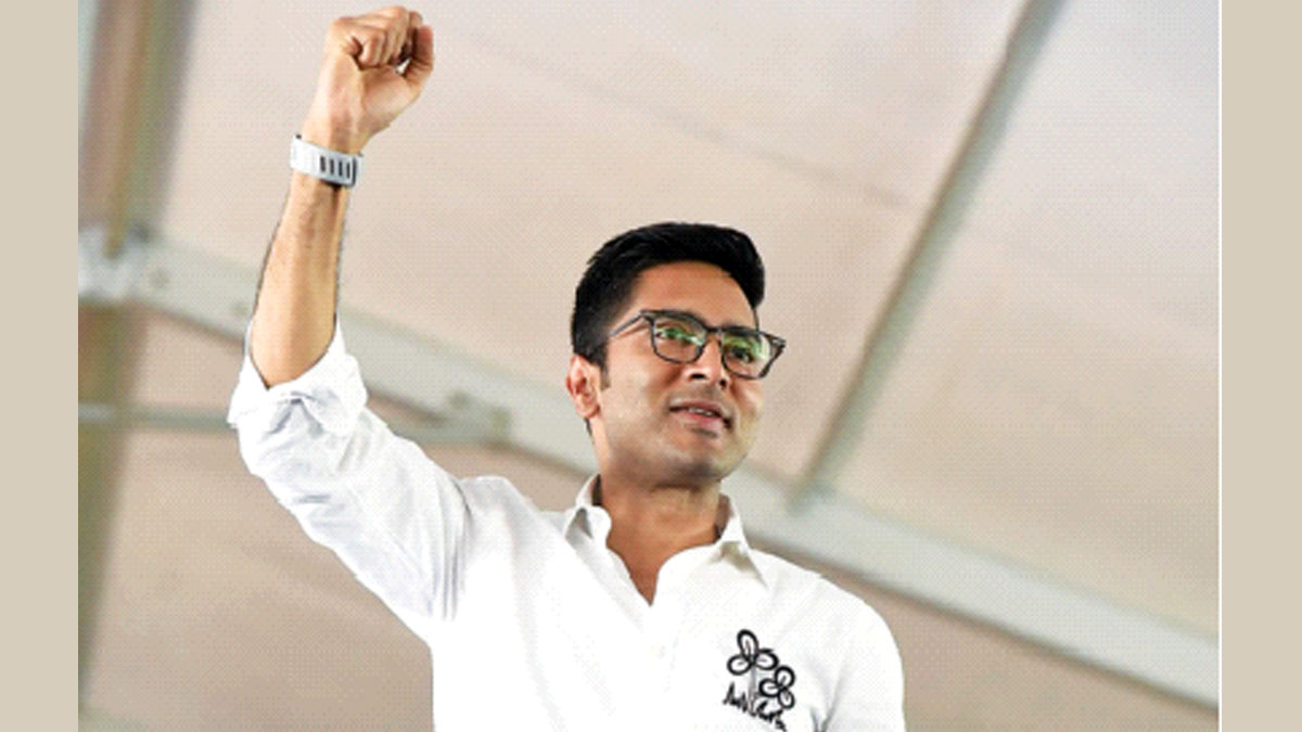 সেঞ্চুরি পার করে ২৯ তারিখ ডবল সেঞ্চুরি : অভিষেক