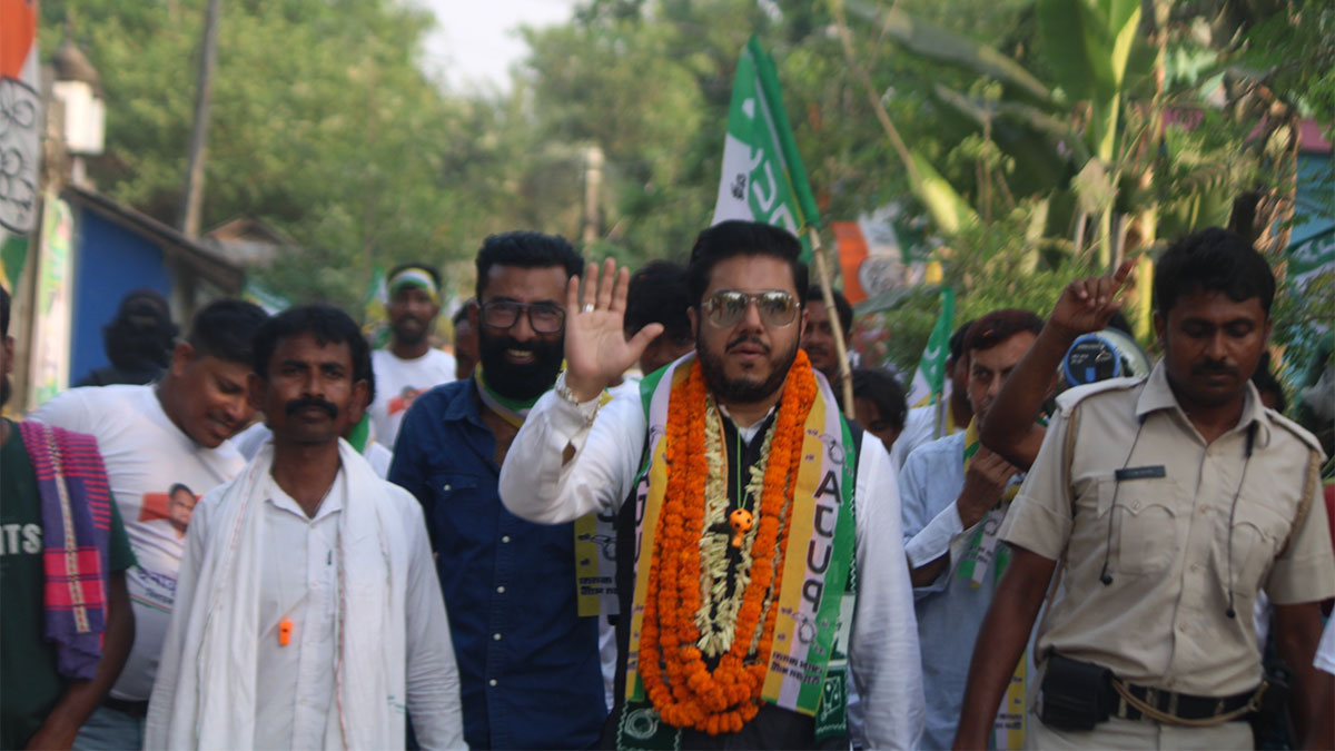 পূর্বস্থলী উত্তরে উত্তেজনা তুঙ্গে: অপপ্রচারের নিশানায় এজেইউপি-র নেতা বাবান ঘোষ