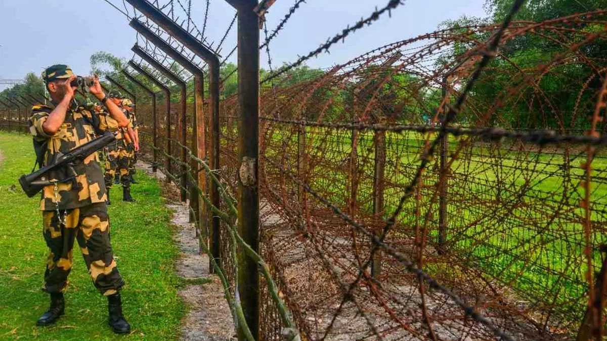 সীমান্তে মর্মান্তিক মৃত্যু, নিজের রাইফেলের গুলিতে প্রাণ গেল জওয়ানের