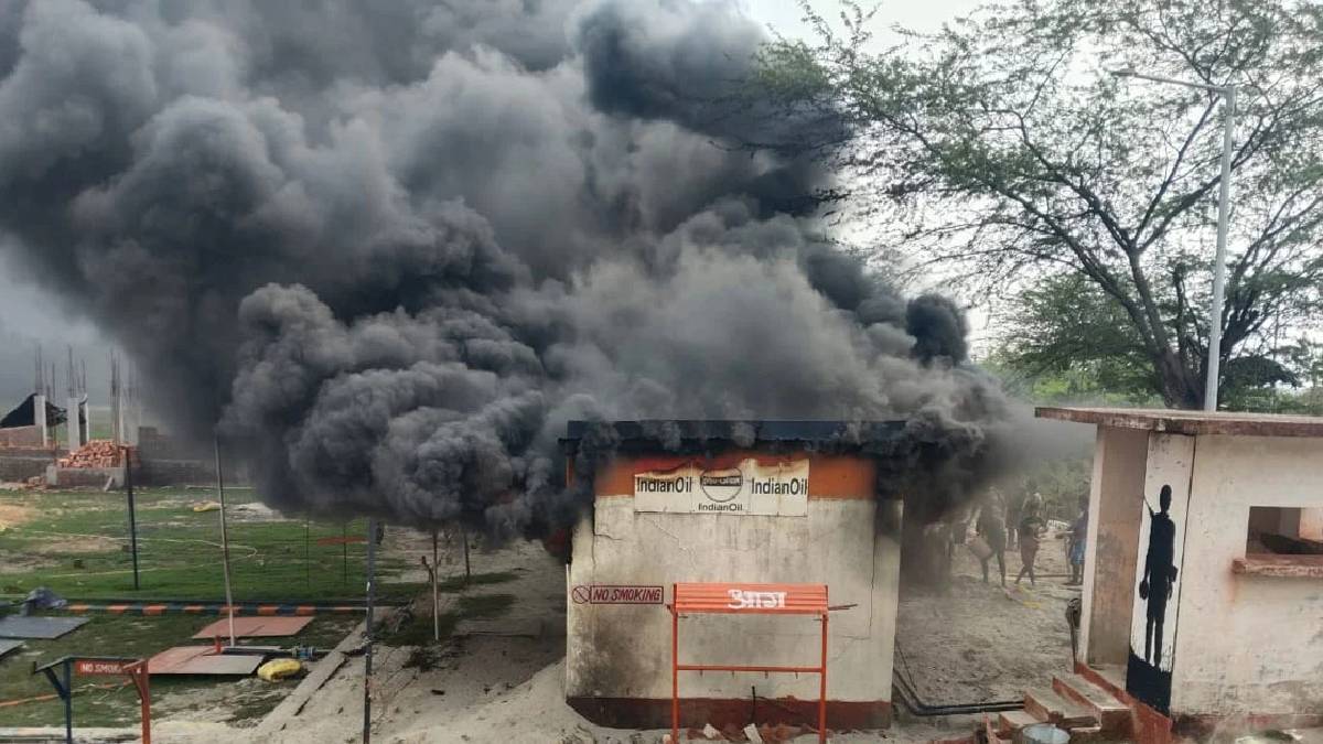 হিঙ্গলগঞ্জে বিএসএফ ক্যাম্পে আগুনে মৃত এক জওয়ান