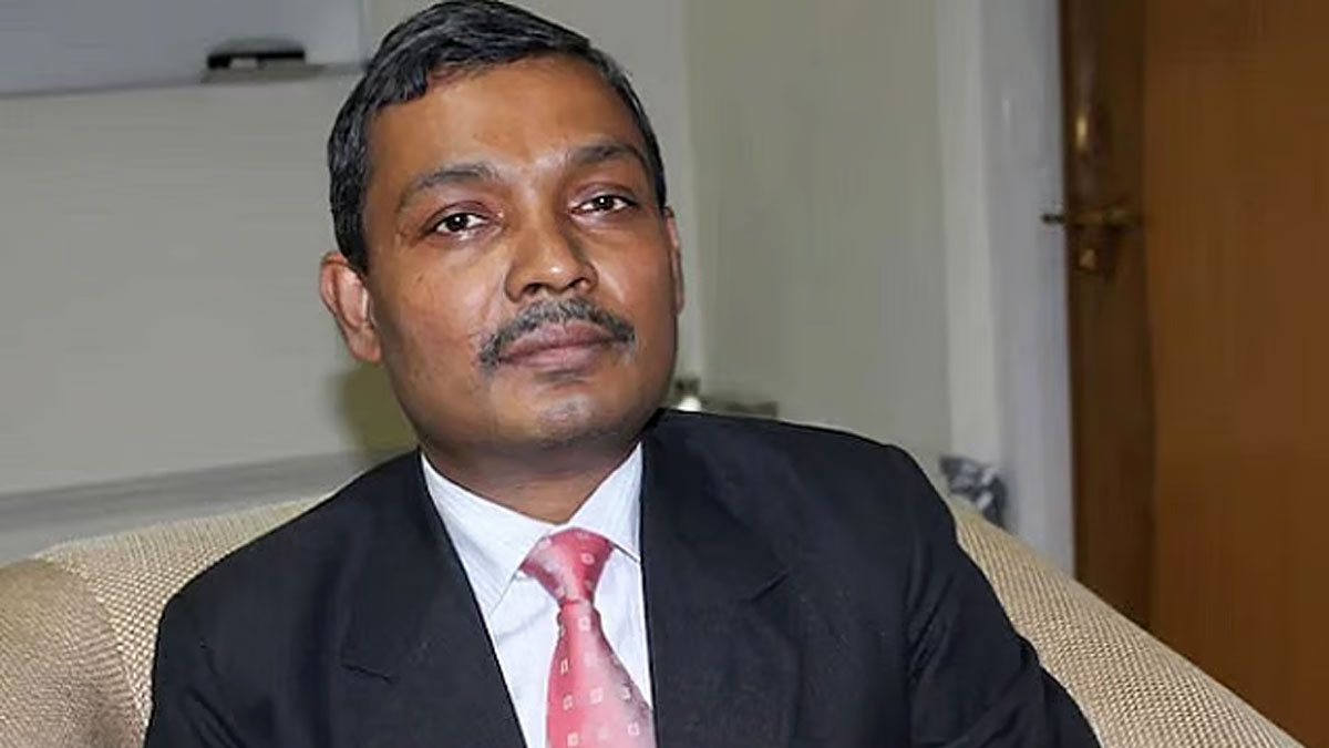 তথ্য ও সম্প্রচার মন্ত্রকের নতুন সচিব