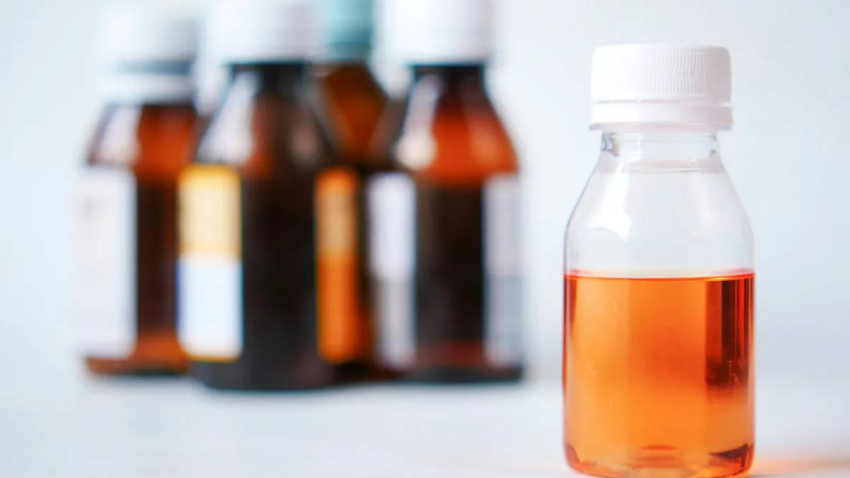 ২ বছরের নিচে শিশুদের কফ সিরাপ বন্ধের ভাবনা কেন্দ্রের