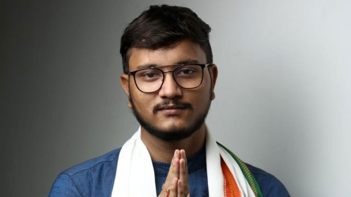 ‘খেলা হবে’ থেকে ভোটের ময়দান, চুঁচুড়ার তৃণমূল প্রার্থী দেবাংশুর সম্পত্তির খতিয়ান প্রকাশ