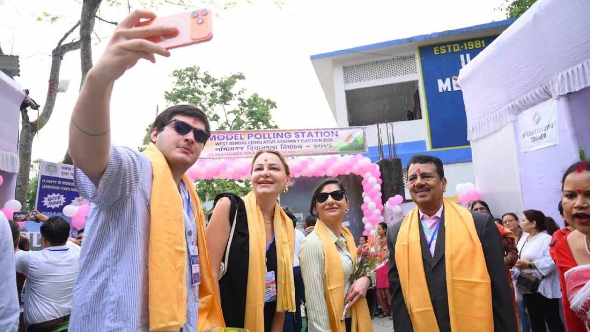 ভোট দেখতে বিদেশি পর্যবেক্ষক