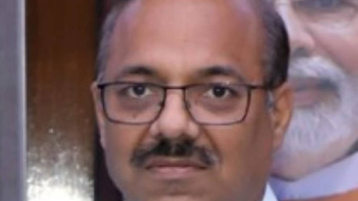 রাজ্য সফরে নির্বাচন কমিশনের দু’টি দল, দক্ষিণবঙ্গে জ্ঞানেশ ভারতী, উত্তরে অপূর্ব সিংহ