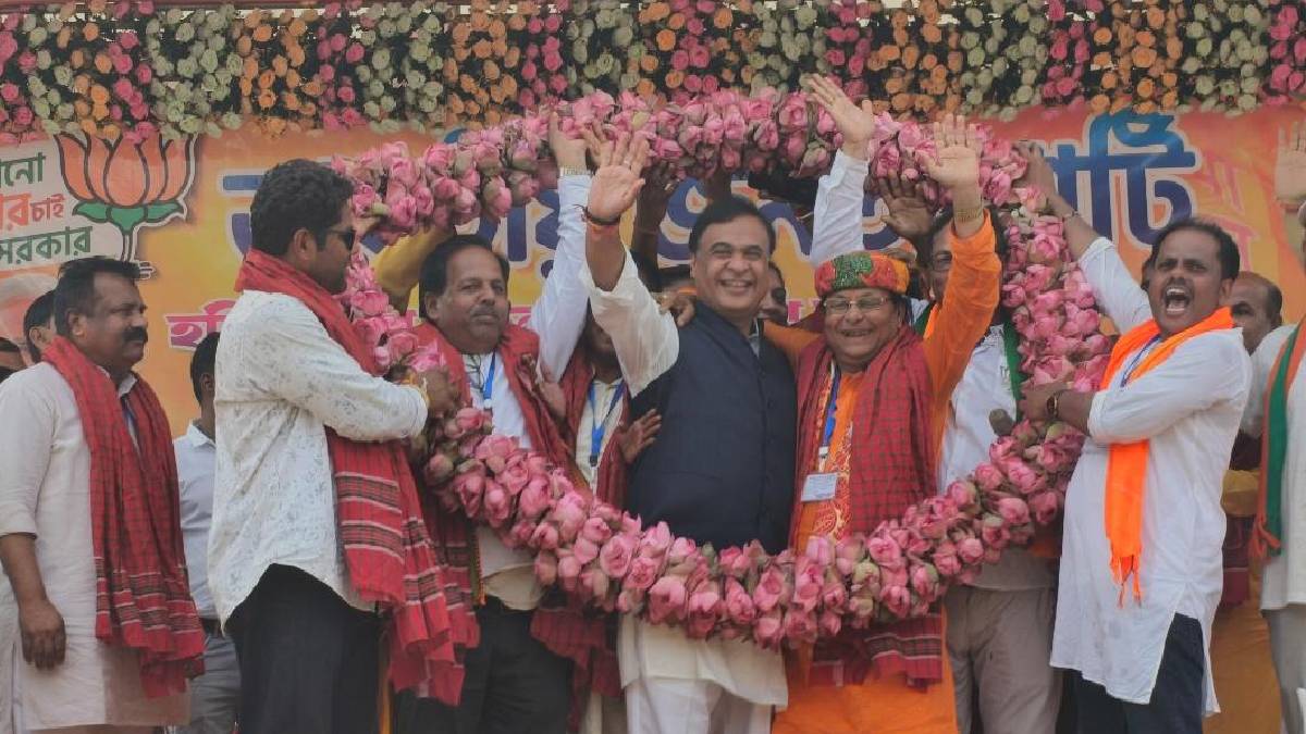 হুমায়ুন কবীরকে আসামে পেলে ট্রিটমেন্ট করে দিতাম – আসামের মুখ্যমন্ত্রী