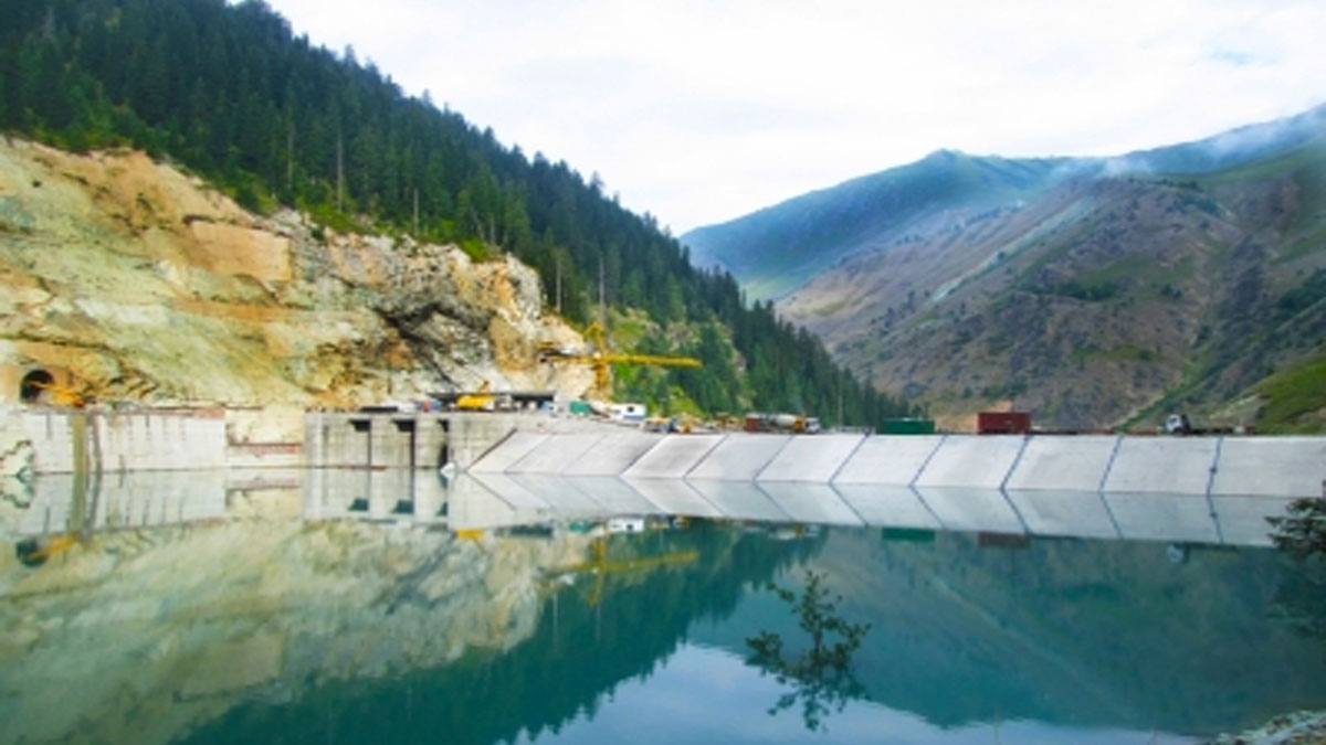 দুর্গম এলাকায় নির্ভরযোগ্য বিদ্যুৎ জোগাতে ছোট জলবিদ্যুৎ প্রকল্পে জোর কেন্দ্রের