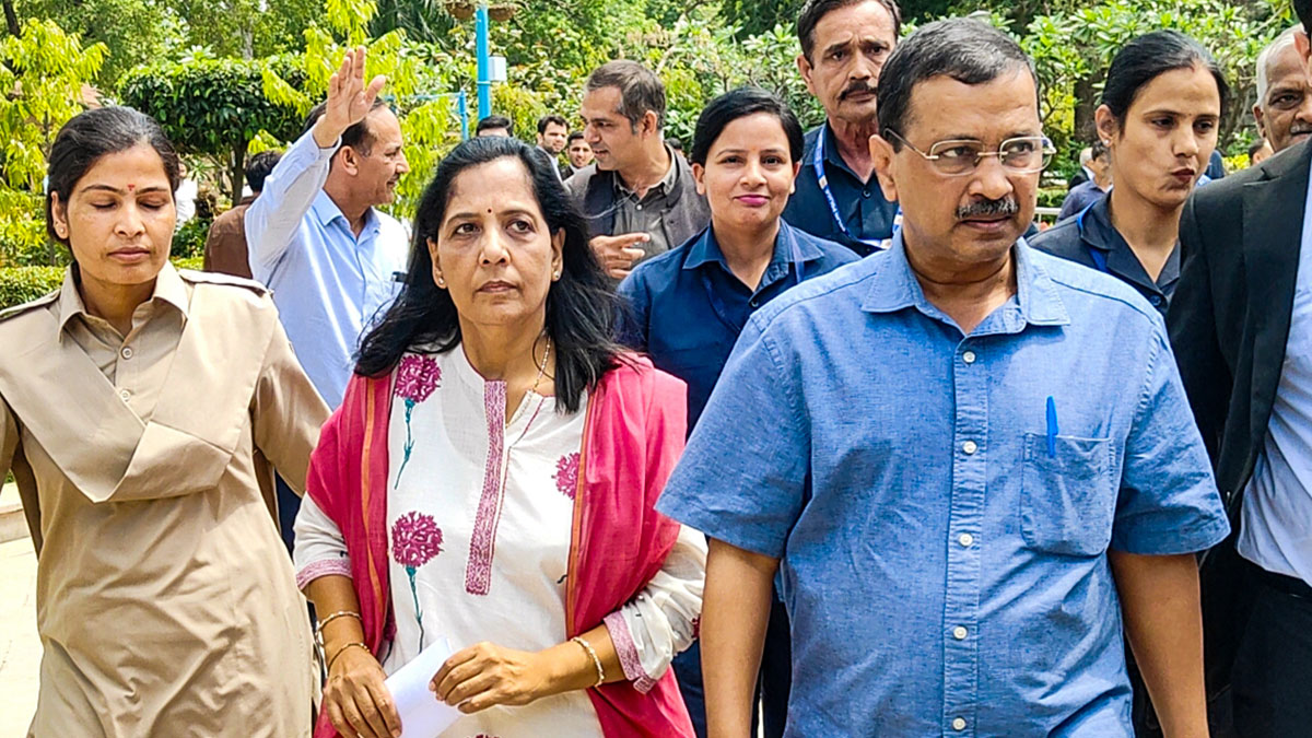 আবগারি নীতি মামলায় কেজরিওয়ালের আবেদন নিয়ে নোটিস দিল দিল্লি হাইকোর্টের