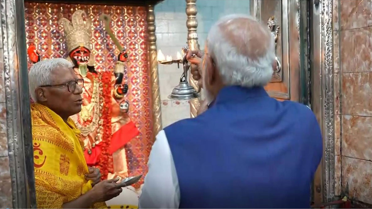 ঠনঠনিয়া কালীমন্দিরে পুজো মোদীর, ভোটের আগে রাজনৈতিক বার্তা