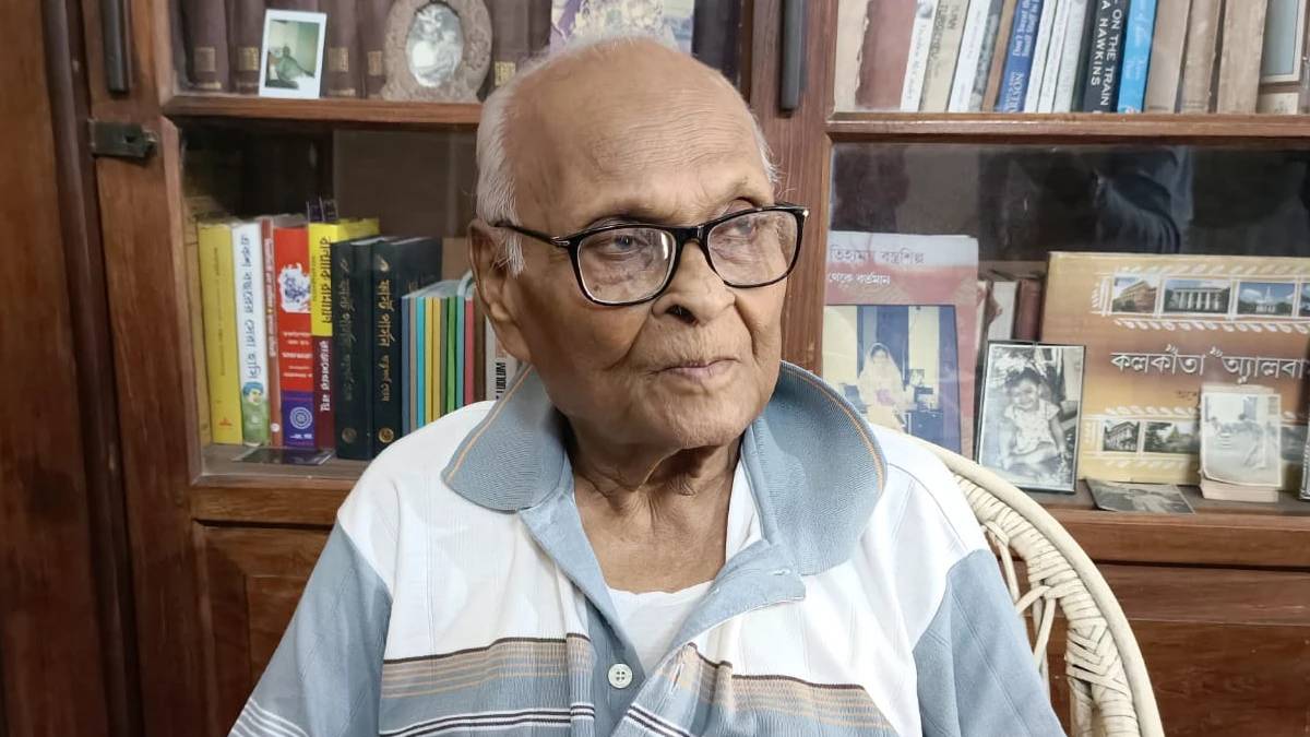 বিকেল ৫টায় সস্ত্রীক নন্দলাল বসুর নাতি ভোট দিতে পারবেন, ব্যবস্থা করল কমিশন