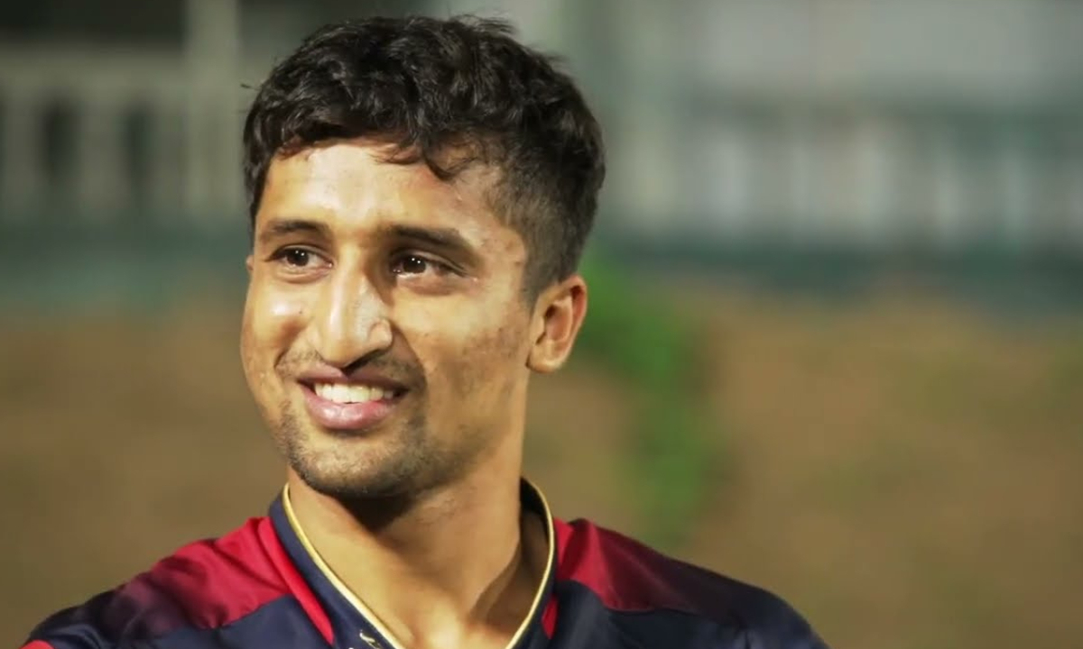 সিসোদিয়াকে সই করালো কেকেআর