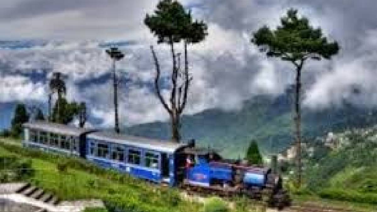 পাহাড়ের দেশে কবিতার মেলা
