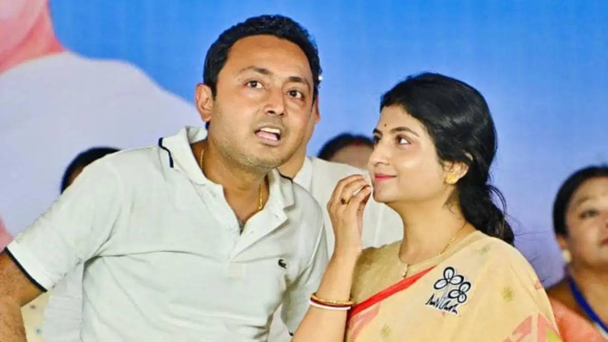 আটক অদিতি মুন্সির স্বামী দেবরাজ চক্রবর্তী