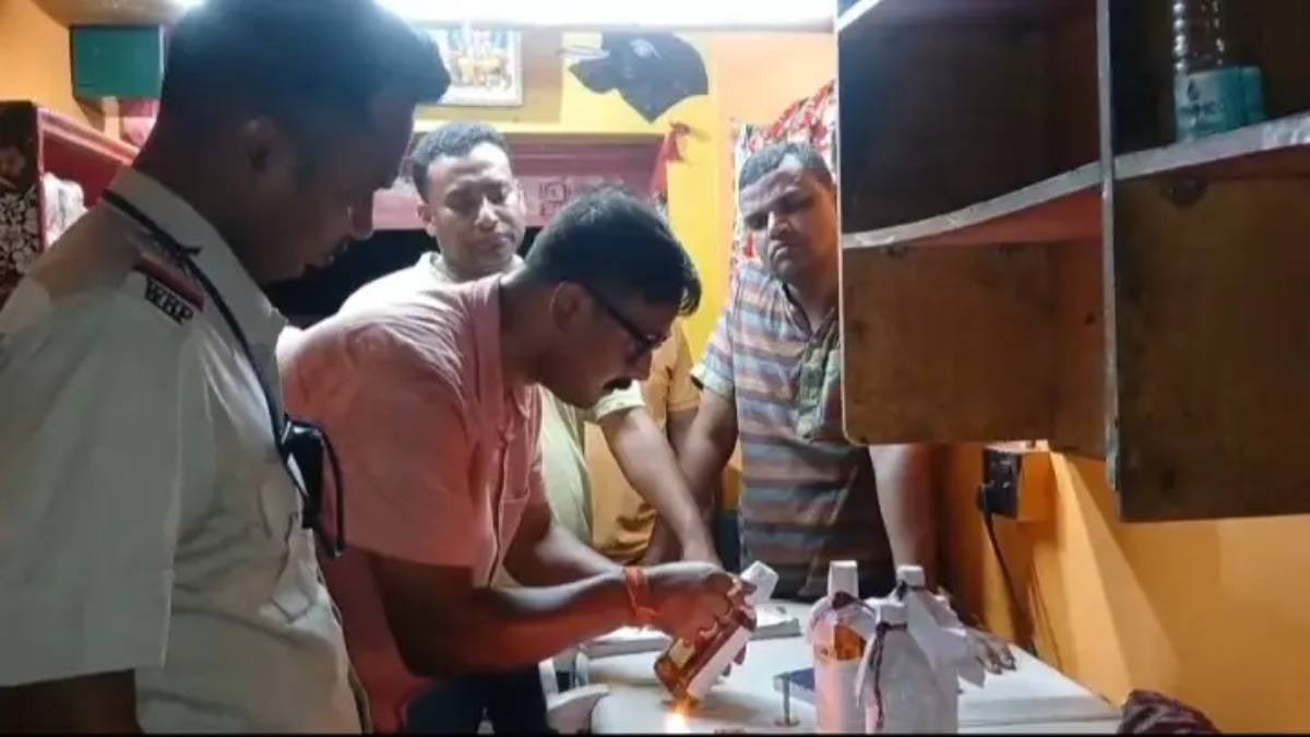জামুড়িয়ায় বেআইনি মদ বিক্রির অভিযোগে গ্রেপ্তার এক