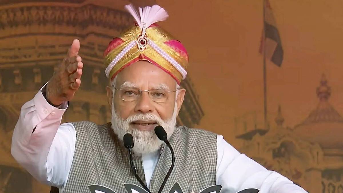 ‘১০ বছর আগে আমাদের ৩ জন বিধায়ক ছিলেন, আজ দুশোর বেশি’, বেঙ্গালুরুতে বাংলায় সাফল্যের কথা উঠে এল মোদীর কণ্ঠে